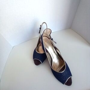 Navy blue denim 2 1/2 heels slingback  gold trim and faux wooden heels size 7.